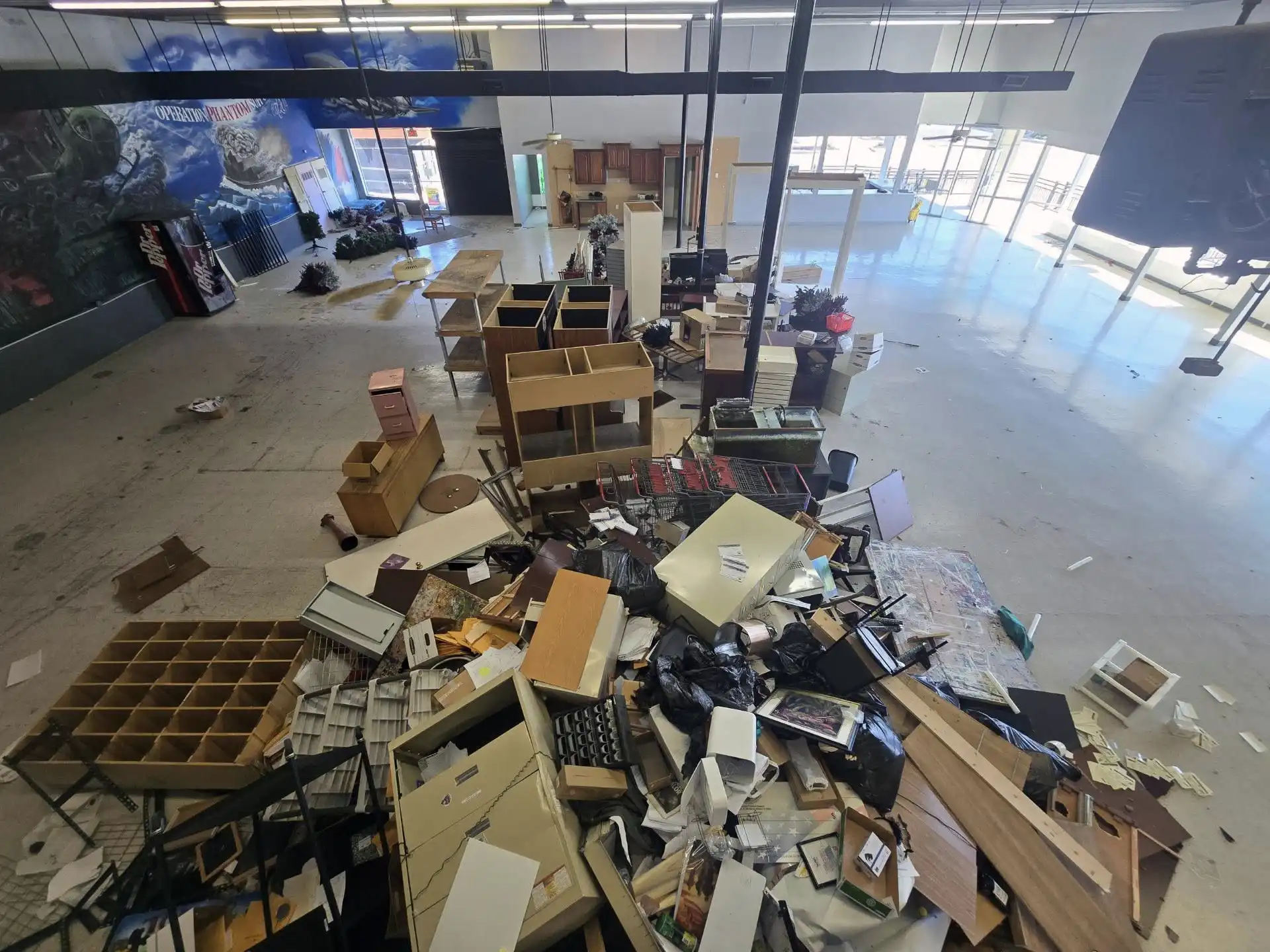 Hoarder Cleanout Slide 3