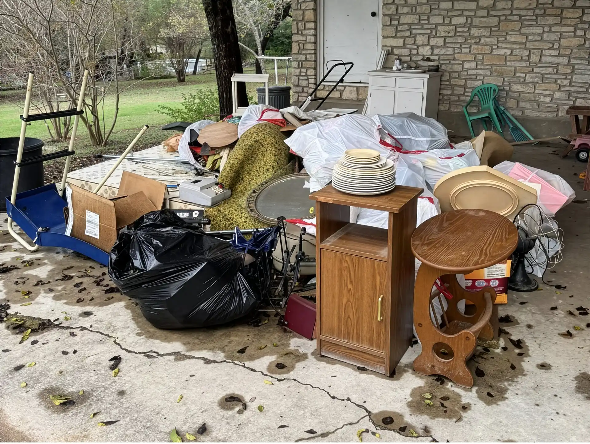 Hoarder Cleanout Slide 2